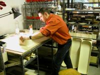 Precise woodworking is the basis for a high-quality case. For this reason, no less than four members of the Musafia team trained as professional violin makers. 